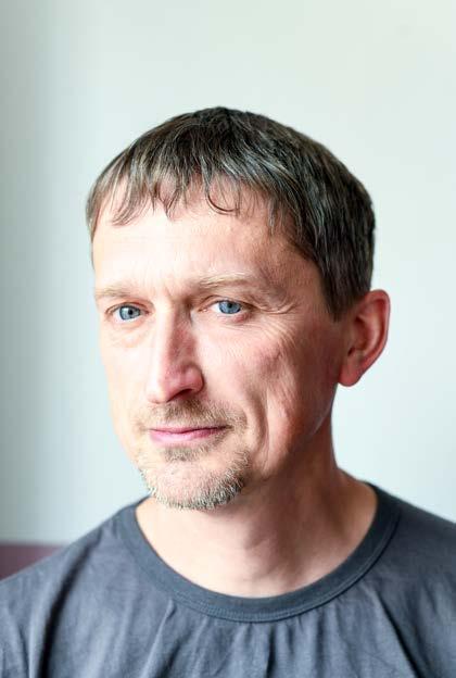 Panorama Forum 46 24 Antropomorfní figurky nalezené v pozůstatcích chrámového komplexu (foto Clara Amit, Izraelský památkový úřad) měty a ikonografií.