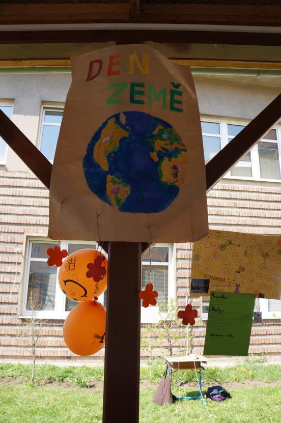 hledá, co funguje a co je třeba zlepšit v oblasti odpadů, vody,