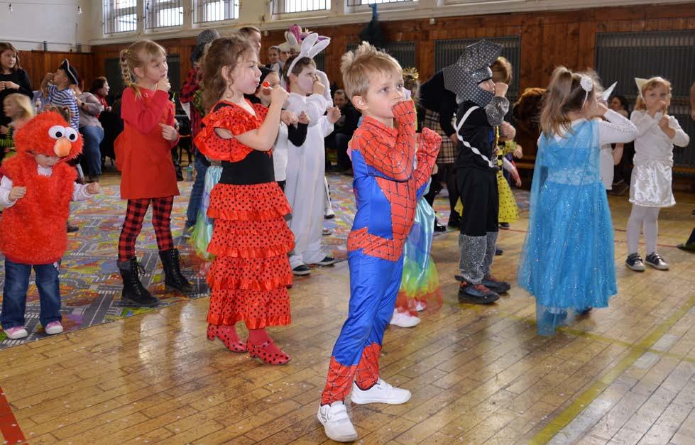 DĚTSKÝ MAŠKARNÍ KARNEVAL byl i