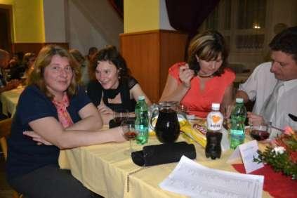 společenský večer s rodiči,