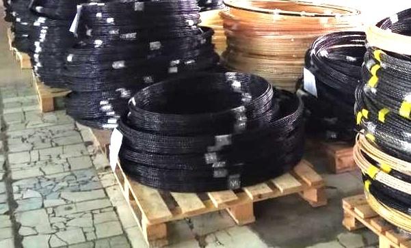 11 Kompozitní tyče a sítě jsou vyráběné i ve svitcích, což garantuje optimální využití celé výztuže bez materiálových ztrát Koroze je nejčastější příčina škod na