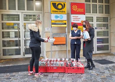 Ukončením nouzového stavu v zemi však její snaha nekončí. Pomoc nabízí dál, například v bezplatné Právní poradně, kterou otevřela na trutnovském Krakonošově náměstí.