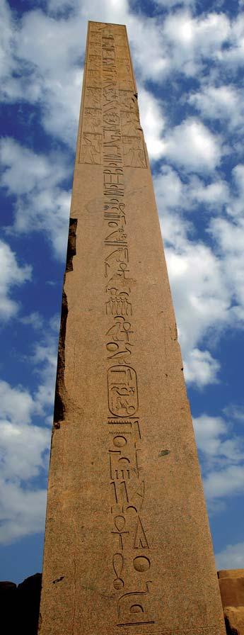 Domnívám se, že klasická egyptologie dospěla k mylnému závěru, že se do hrobek faraónů a vysokých hodnostářů ukládaly předměty pro pouť na onen svět.