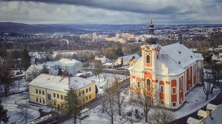 Žatec Centrum dnešního města Žatce se rozkládá na skalnaté ostrožně, výhodné pro stavbu hradiště.