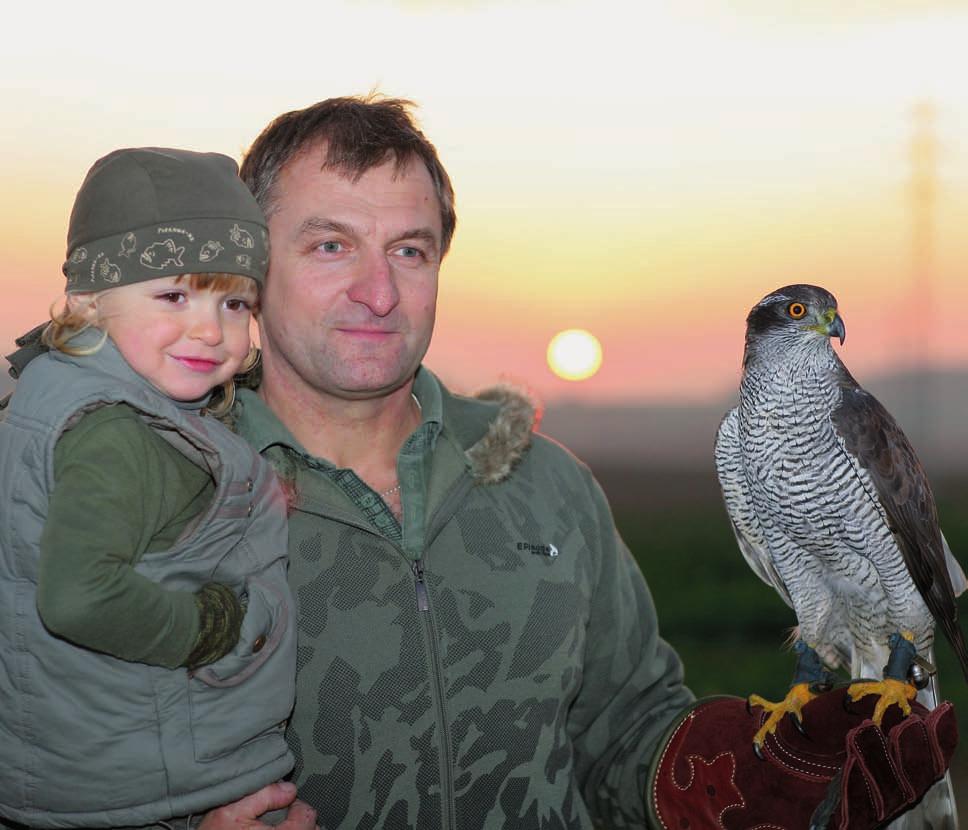 Předmluva Psal se rok 2006. Nebyl to pro mě rok vůbec úspěšný. Od jeho samého začátku mne provázely nezdary, průšvihy a potíže. Výjimkou byl 18.
