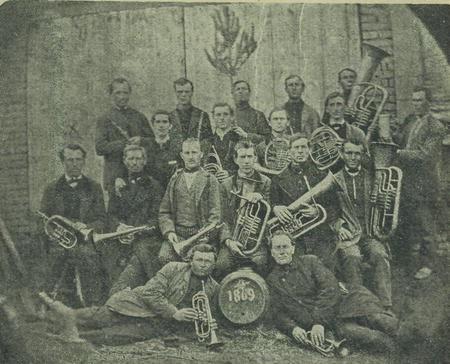 Český lid. Praha, 1894. s 312. Sloţení Svozelovi hanácké muziky z Těšetic od Olomouce 1869.