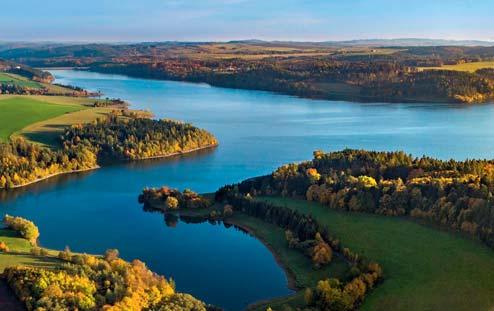 1801 s novým patronem sv. Janem Nepomuckým. Mikulášský kult však přetrvává do dnešní doby. Podle pověstí se jednalo o biskupa, který žil v Byzantské říši (na území dnešního Turecka).