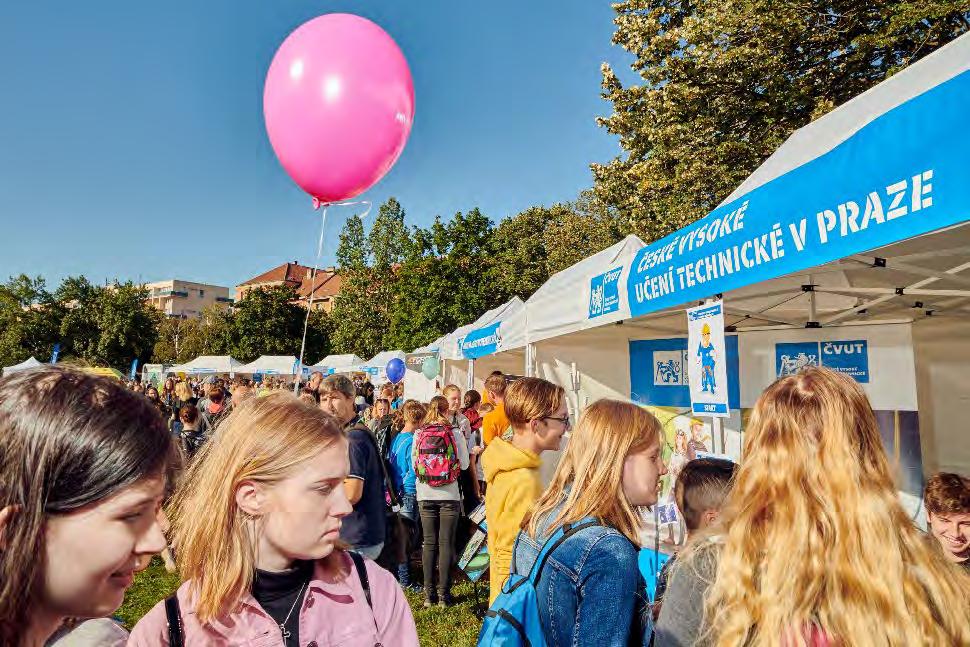 i podstatně více. Jako zdroj se kromě státního dotačního stipendia využijí při zapojení studentů finanční prostředky Studentské grantové soutěže a/nebo grantových projektů.