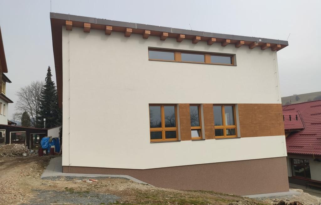 To pro nás vůbec není dobrá zpráva, protože dokončujeme Penzion Čertovy skály, což je naše bezesporu největší akce během posledních 10 let.