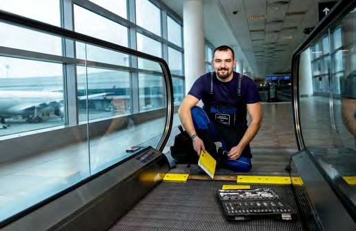 pracovní neschopnosti CELKEM Poměrný počet zaměstnanců za rok Procento úrazů s pracvoní neschopnstí Procento úrazů bez pracovní neschopnosti Zraněných zaměstnanců 2015 38 90 128 2 911 1,31 % 3,09 %