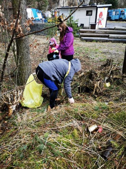 A trénovali jsme do doby, než nás epidemiologická situace zastavila. Všem malým sportovcům moc díky a na jaře opět na viděnou. Krásné a veselé vánoce a šťastný nový rok 2021.