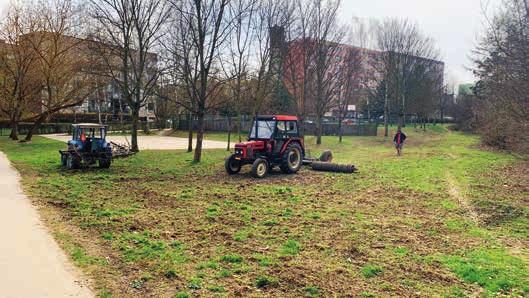 Strana 9 l životní prostředí Slivenecký mramor 3 l 2021 Jarní úklid a dezinfekce veřejných prostranství Přesto, že počasí připomíná spíše zimu než jaro, začali jsme s jarním úklidem. V týdnu od 19.