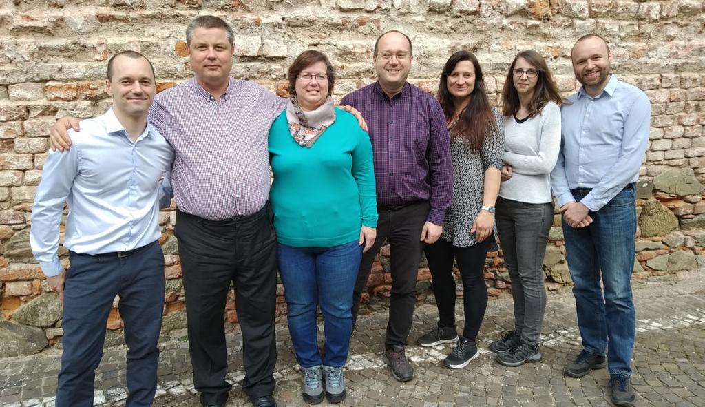 STRANA 6 VÝROČNÍ ZPRÁVA 2019 STRANA 7 SPRÁVA FONDŮ F-NADACE HLAVNÍ NABÍDKA V rámci našich zveřejněných fondů dáváme našim dárcům možnost být štědří v rámci projektů, které jsme sami předem pečlivě