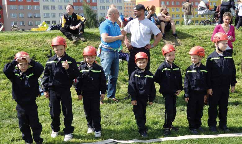 hasiči 15 Mladí hasiči měli pořádně nabitý květnový program Memoriál Františka Zvoníčka v požárním útoku se konal již potřiadvacáté, ale úplně poprvé v jeho historii se jej zúčastnili i miškovičtí