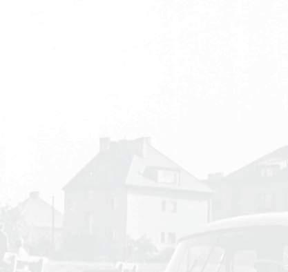 18 Jedny z prvních garáží
