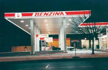 70 S novým designem stanic byly sladěny i uni