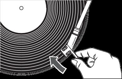 U nahrávek s rychlostí 45 RPM vložte do jejich středu redukci pro tuto rychlost (viz obrázek níže).