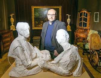 KATALOG GALERIÍ A AUKČNÍCH SÍNÍ Výstava Minky Podhajské v Arthouse Hejtmánek FOTO: HN LIBOR FOJTÍK PATRNĚ ŘÍZENÍM OSUDU SE K NÁM DOSTALA VELMI ZAJÍMAVÁ ČÁST POZŮSTALOSTI TÉTO NEPRÁVEM UPOZADĚNÉ