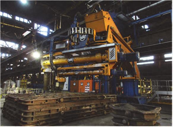 ISSN 0018-8069 Informační články Informative Articles vybouleniny, rozplavený písek. Směs měla po odlití horší mechanickou regenerovatelnost, a tím nižší využití regenerátu.