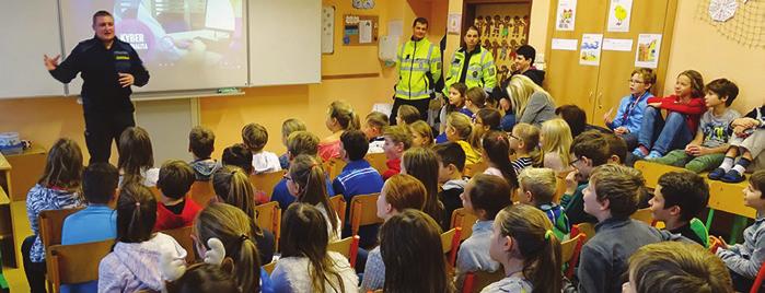 ZŠ Zeyerova Školní poradenské pracoviště Již 11 let pracuje na naší škole Školní poradenské pracoviště (ŠPP), které zajišťuje kariérové a pedagogicko-psychologické poradenství.