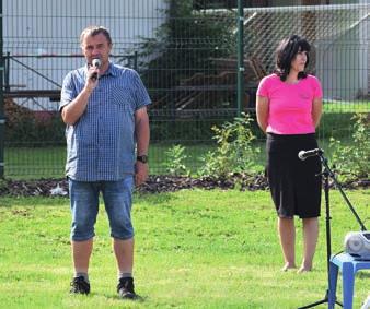 Byli představeni i budoucí učitelé prvních tříd, které jsme na tuto akci také pozvali. Po skončení programu byla dětem ještě nabídnuta zábava v podobě rytířských zápasů či střelby na terč.