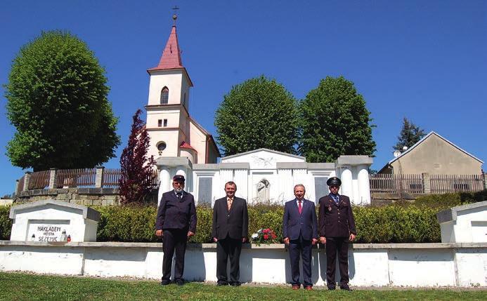 Při osvobozování Československa na našem území bojovali a umírali vojáci Rudé armády, americké armády, Poláci, Rumuni bojující na straně spojenců od srpna 1944, Belgičani a v neposlední řadě mnoho