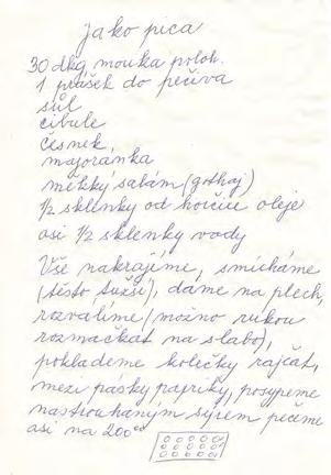Josef Tulis se narodil 19. 4. 1936 v Radešíně rodičům Anežce Tulisové a Josefu Tulisovi, toho času nájemcům radešínského hotelu. O dva roky starší sestrou Josefa Tulise je paní Zdena Klimešová.