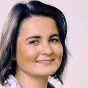 Mgr. Jana Báčová je ředitelkou školy v Chrášťanech u Prahy. Kateřina Toncarová pracuje tamtéž jako asistentka pedagoga.