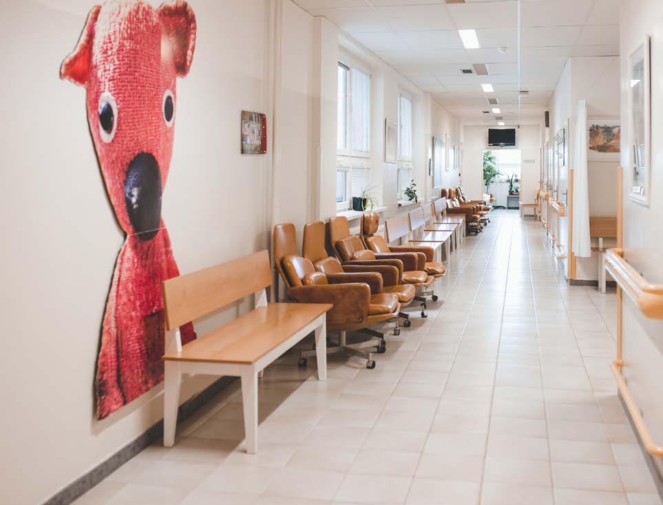 Poradna pro IBD nemocné: Od poloviny 80. let se formovala poradna pro nespecifické střevní záněty (IBD). Po celá 90.