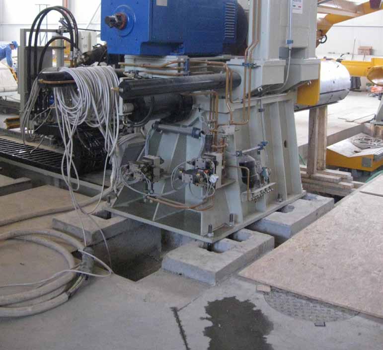 Výrobní program 2021 5 1.3. Montážní a těsnicí malty na bázi cementu PCI Polyfix Plus PCI Polyfix Plus L Rychletuhnoucí osazovací malta Pro rychlé montážní a opravné práce.