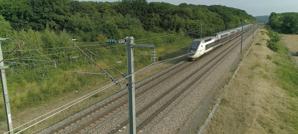 VRT jsou koleje ve štěrku VRT