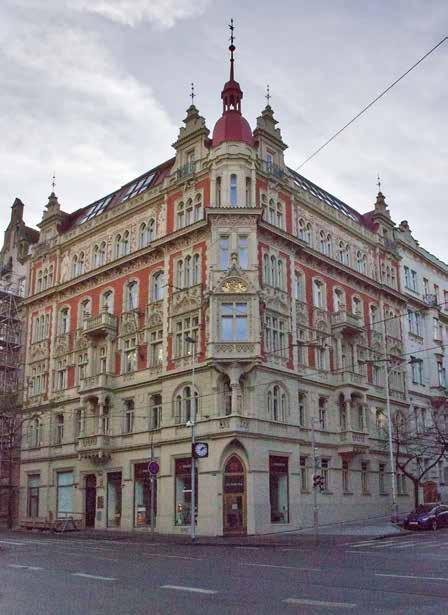 Dům Vinohradská 1233/22 Socha sv. Ludmily na fasádě Druhá polovina 19. století, kdy vyrostla většina zástavby Královských Vinohrad, byla obdobím historizujících slohů.
