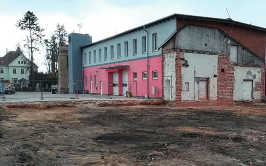 1 2 3 4 5 1 Branka-původní objekty C již úplně zmizely 2 Instalace kanalizačního