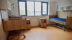 Současně s novostavbou jsme provedli rekonstrukci navazujícího podlaží stávající budovy a přilehlé prádelny, doplnil Konesz.
