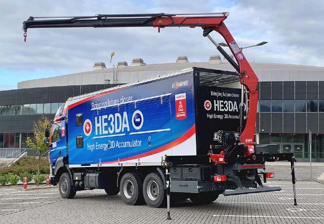 p Dakarový speciál. Nákladní vozidlo TATRA Phoenix 6x6 s naší rukou doprovodné servisní vozidlo pro nejtěžší závod na světě. Letos po saúdských pouštích.