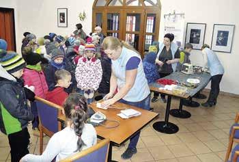 Nemocnice měla pro žáky připraven program, který se skládal z nácviku resuscitace na figuríně, měření krevního tlaku pomocí monitoru, saturace nebo jak správně poskytnout laickou pomoc do příjezdu