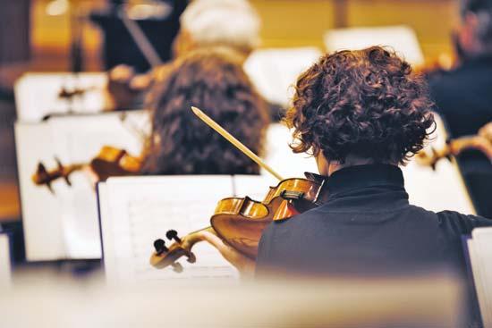 Na částečné zatmění Slunce brýle s sebou! Hvězdárna nabídne i přímý přenos Ve čtvrtek 10. června se kolem poledne podívejte na částečné zatmění Slunce.
