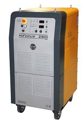 7.2. Plazmový zdroj Plazmové napájení přeměňuje jednofázové nebo třífázové střídavé napětí na stálé stejnosměrné napětí v rozsahu od 200 do 400 V.