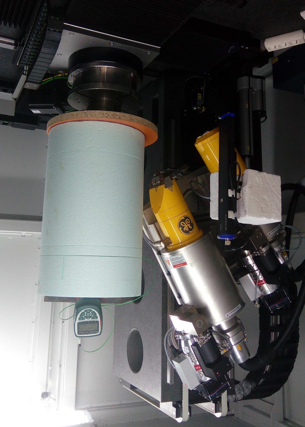 Thermometer Chamber Metal plate Rotating stage X-ray tube Figure 48: Photo of cooing chamber inside tomograph. Temperature is being measured also during the scan.