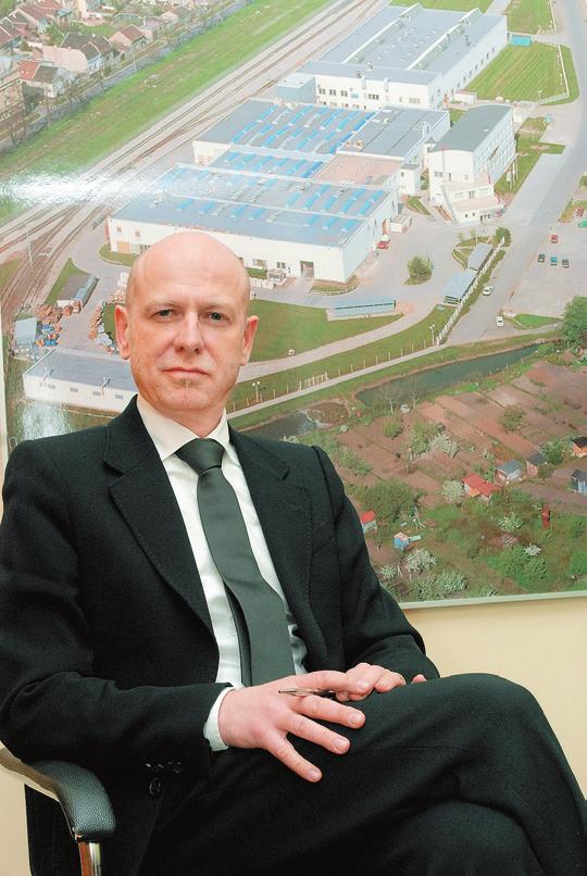 Přiváží návody, jak ušetřit, přiváží bene- fity, které obyčejní lidé reálně využijí v životě.