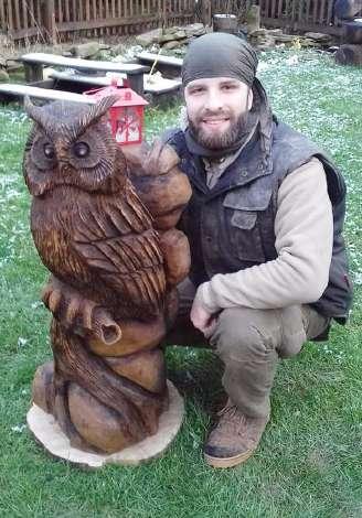 Kdo má zájem volit mimo obec může si zažádat o voličský průkaz (dále jen