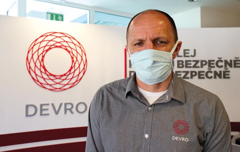 DEVRO Jsme hrdí na naše lidi a výrobky. Čelíme novým výzvám Jilemnický závod skupiny Devro vstoupil do sedmé dekády své existence.
