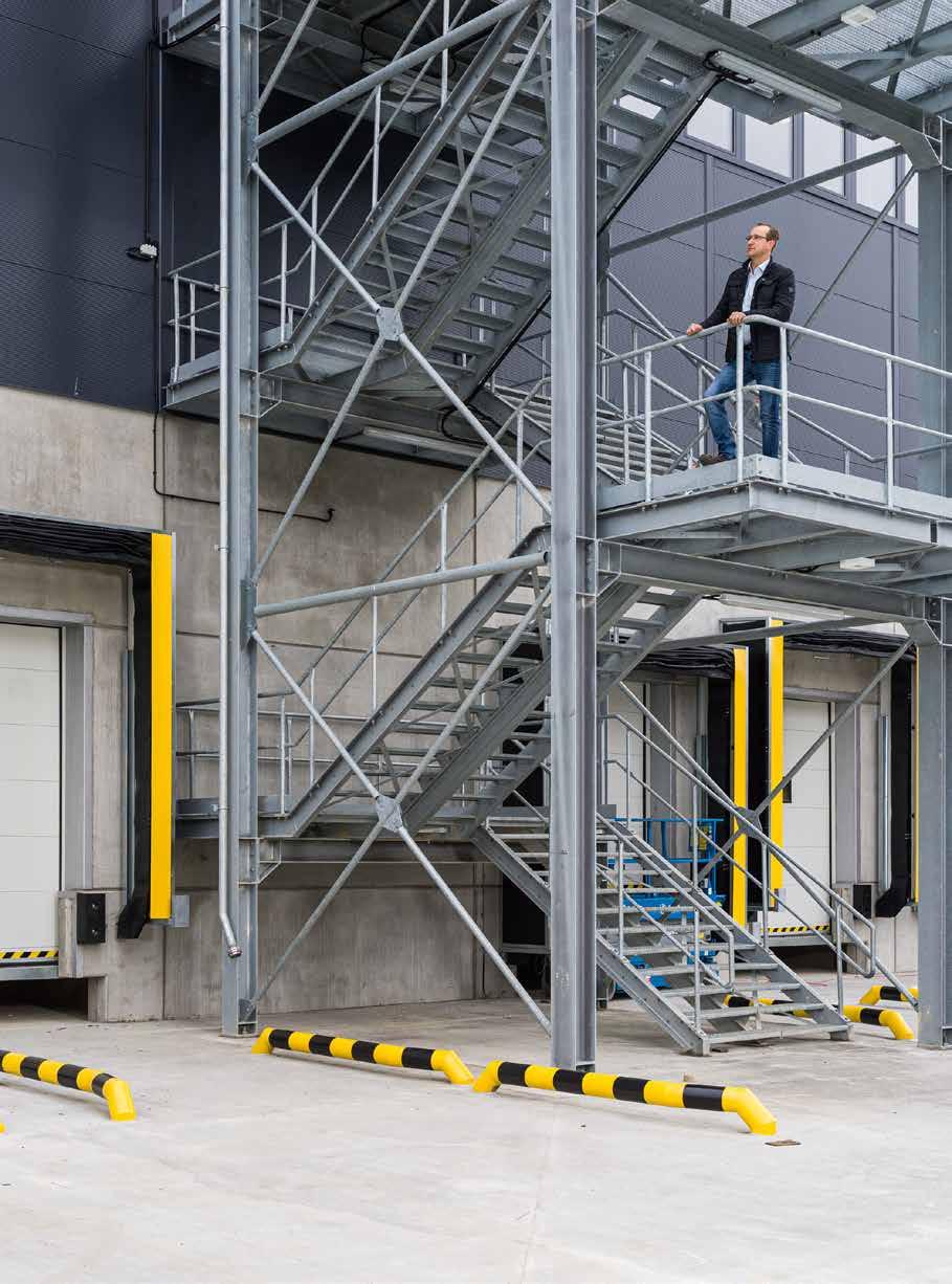 jádro týmu pracovníků LC Buštěhrad. Bez lidí by logistické centrum Buštěhrad bylo jen prázdnou skořápkou. Neponechali jsme nic náhodě a se sestavováním týmu pro nový sklad jsme začali již v roce 2019.