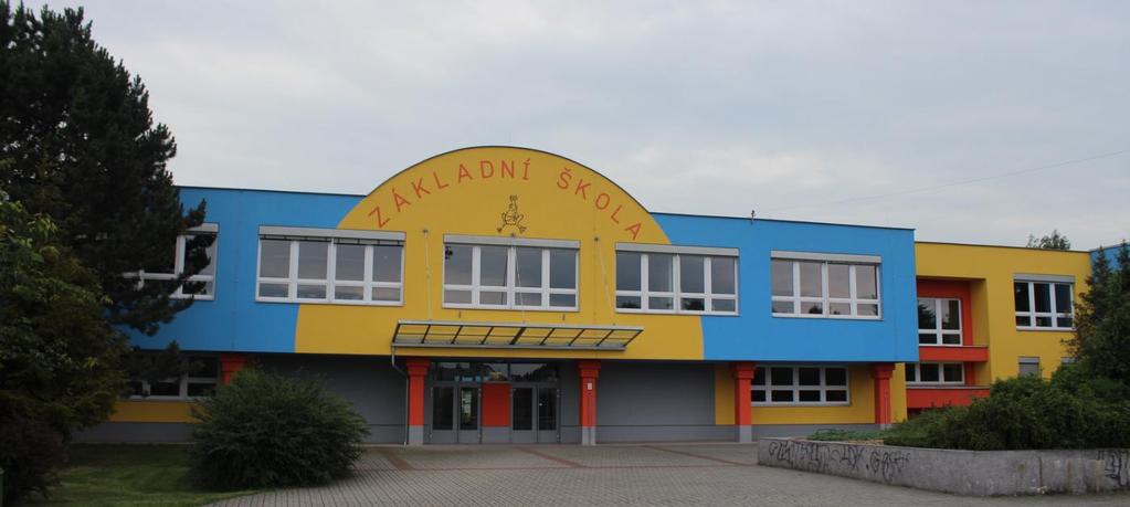 Vážení rodiče a přátelé školy, už nám běží nový školní rok 2019/2020 a my všichni se budeme opět po deset měsíců setkávat prostřednictvím našeho občasníku Ratolest.