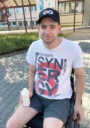 UDÁLOSTI 35 Vrátíme Zdenka do života Léto je tu, tak se zvedněme ze židlí a společně pomáhejme! To si řekli zaměstnanci Skupiny B.
