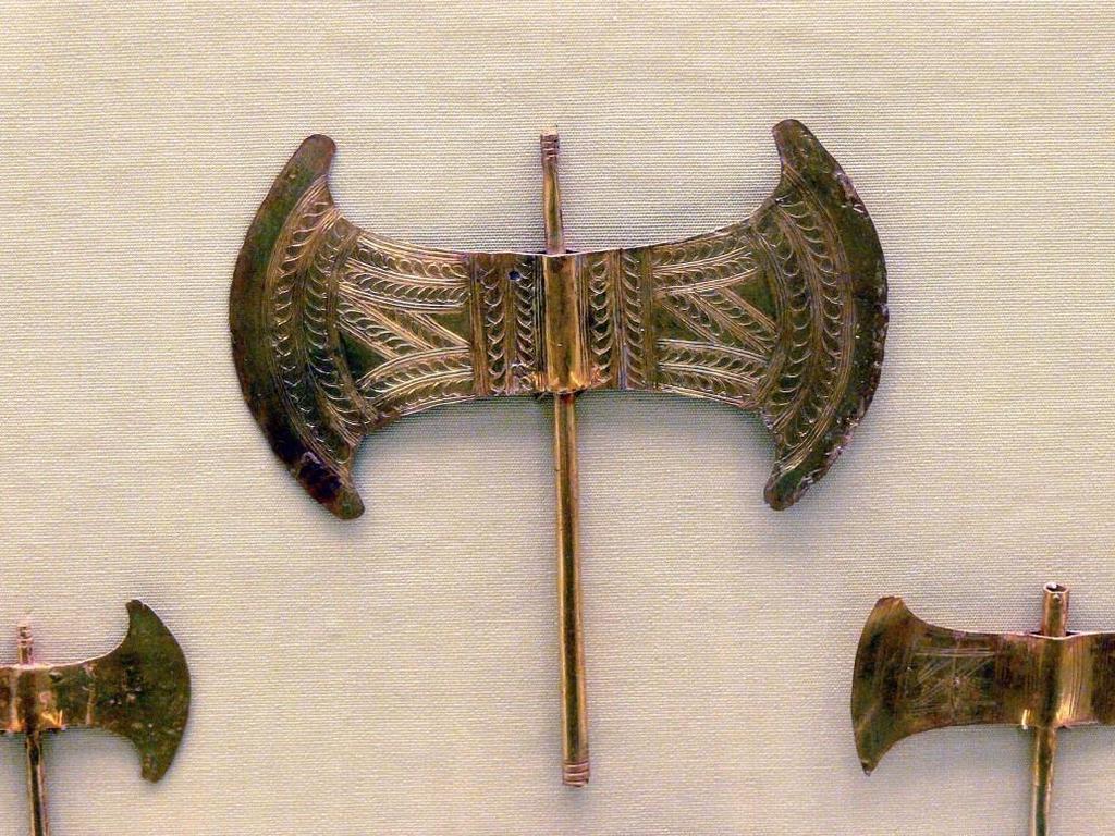 řeckých národů. Zabil jej Theseus za pomoci krétské princezny Ariadny.