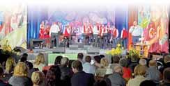 4 pohled zpátky www.vecernikpv.cz PO STOPÁCH Napsáno pøed 8. 11. 2010 STARÉHO PROTIVANOV PROTIVANOV Holóbkova mozeka je fenomén! Populární dechovka z Protivanova na scéně působí již sedmnáctým rokem.