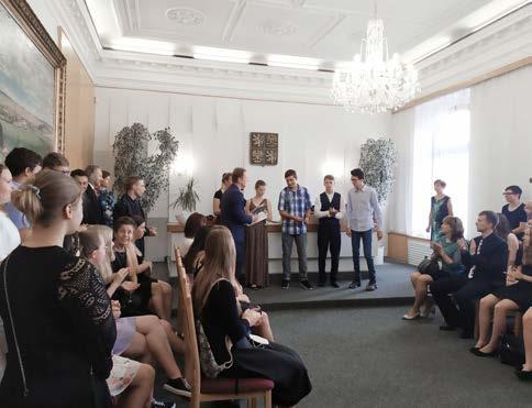 Školství, spolky a neziskové organizace Slavností vyřazení deváťáků Stříbrný úspěch na mezinárodním pěveckém klání Letošní školní rok byl jiný než předchozí, ale i tak se na dobřanské radnici konalo