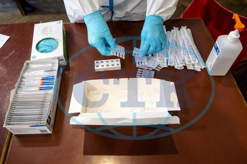 Dodavatelé hlásí enormní zájem o antigenní testy na koronavirus ceskenoviny.