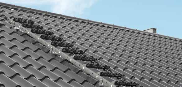 Lindab usnadňujeme výstavbu Součástí kompletní střechy je také systém odvodnění střechy a bezpečnostní prvky (lávky, žebříky, sněhové zábrany), které jsou nezbytné pro pohyb na střeše a chrání